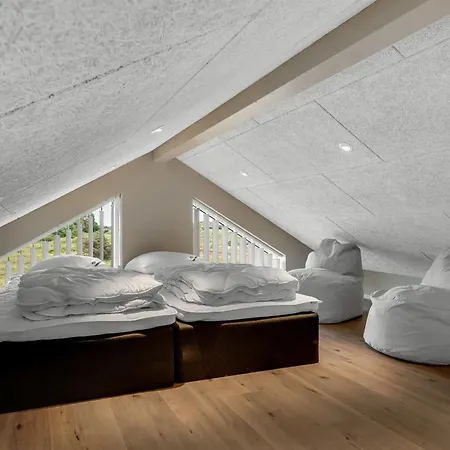 Konrad - From The Sea By Interhome * هاربور